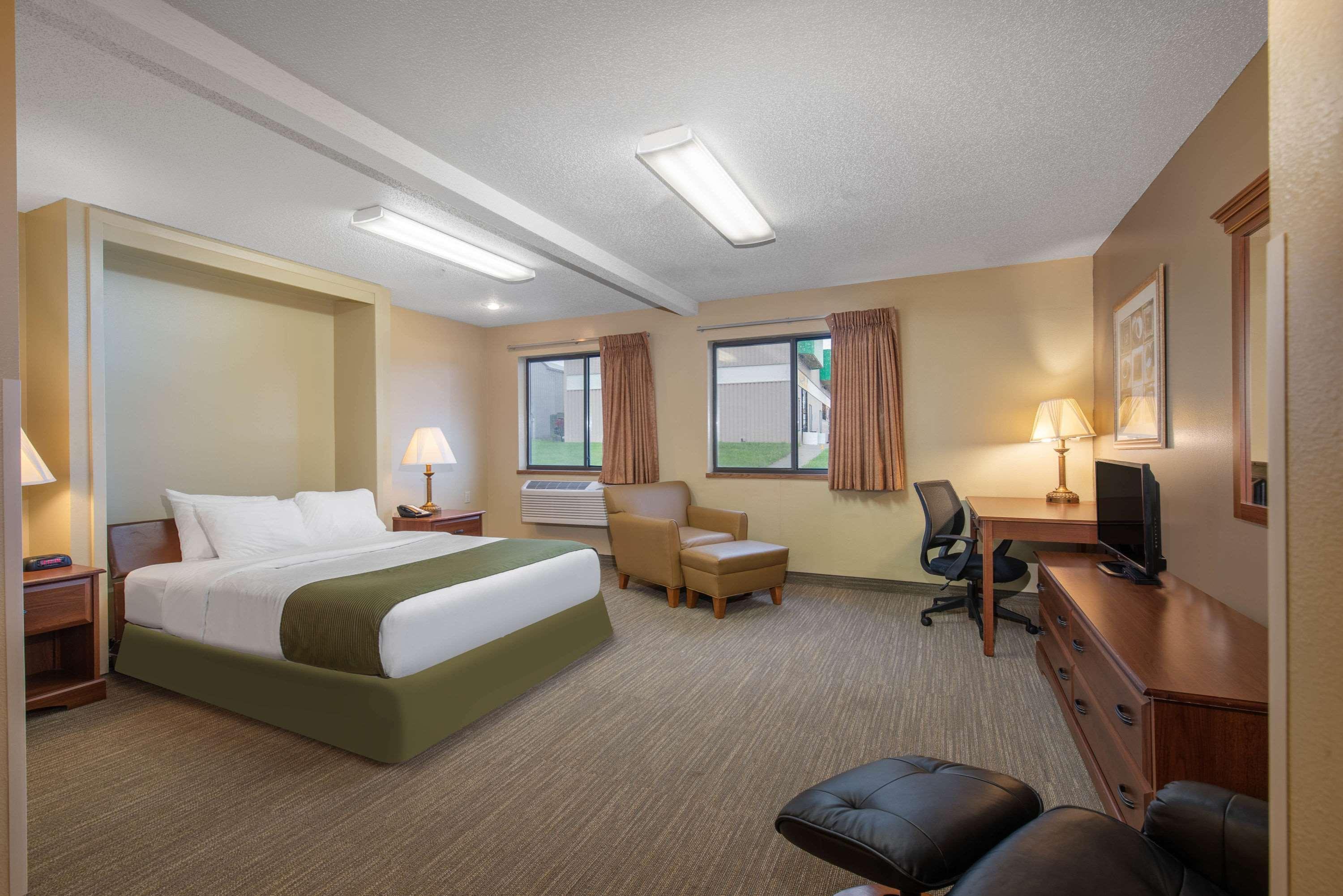 Days Inn By Wyndham Mitchell Sd Exteriér fotografie